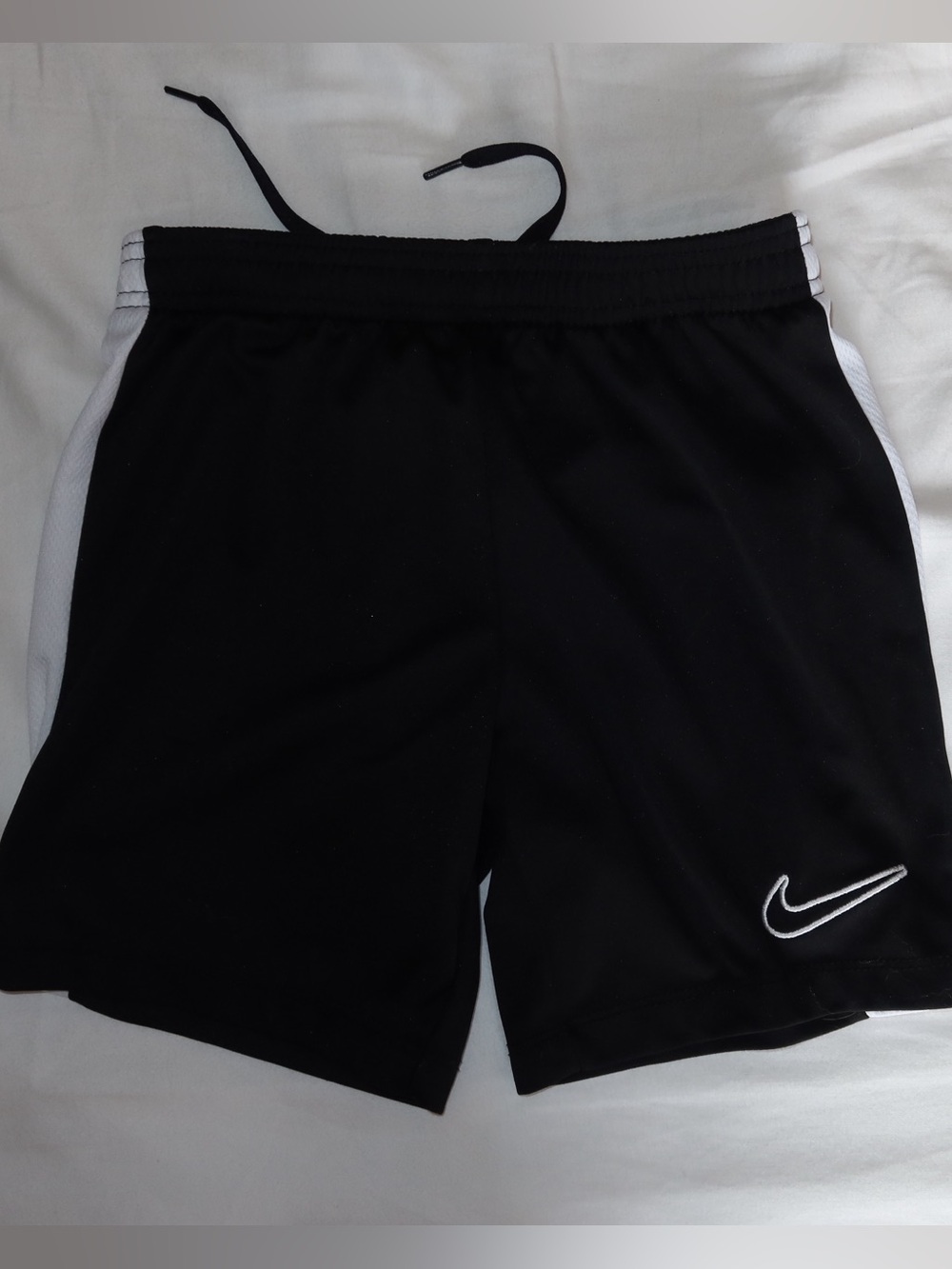 Nike 
Girls XS
Soccer shorts